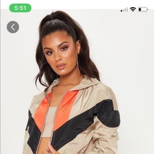 Cropped windbreaker